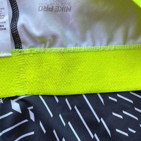 SOLD—NIKE PRO BIKER SHORTS M - Picture 6 of 6